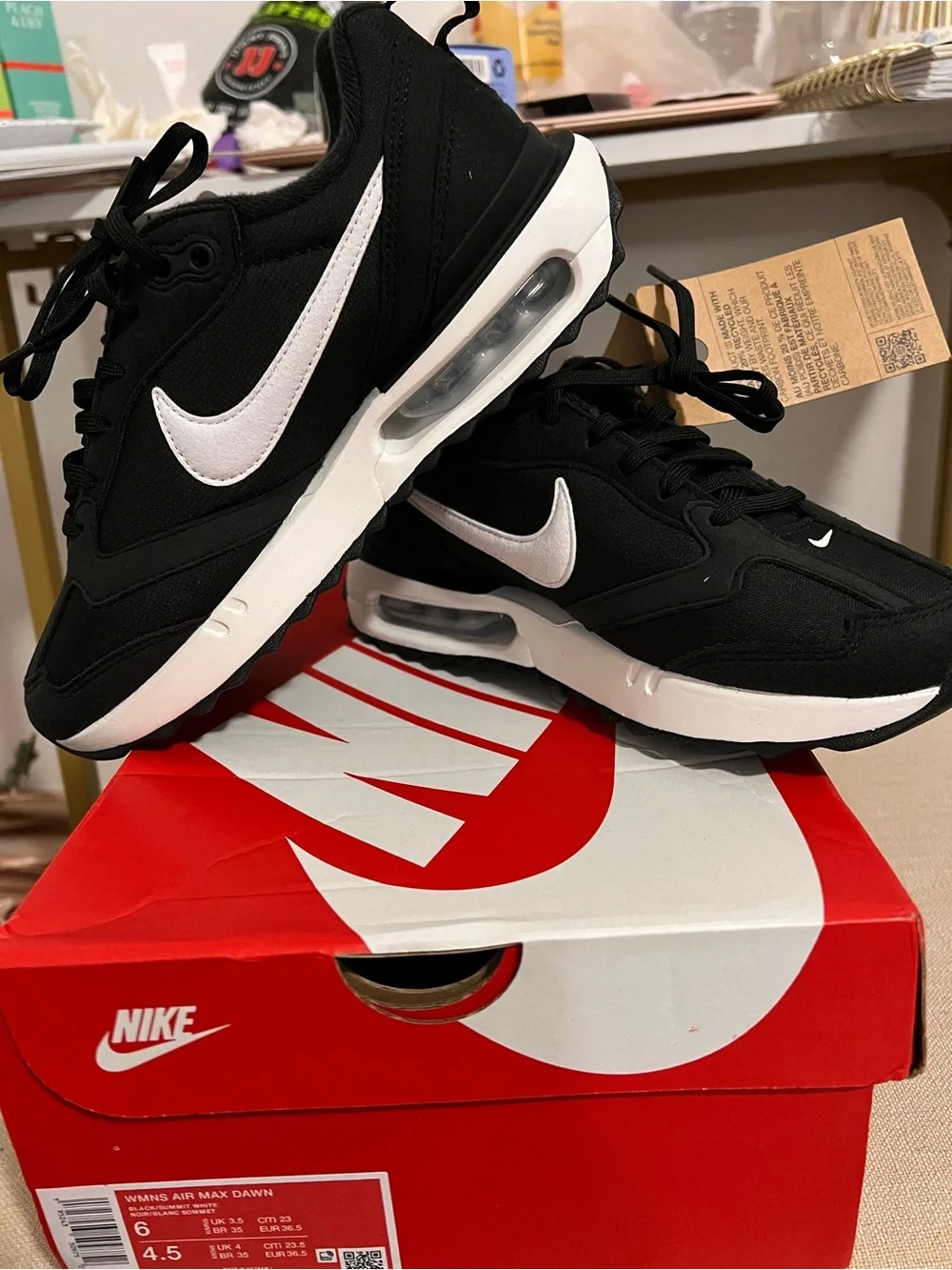 Nike Men’s Black/White Air Max Casual Sneakers